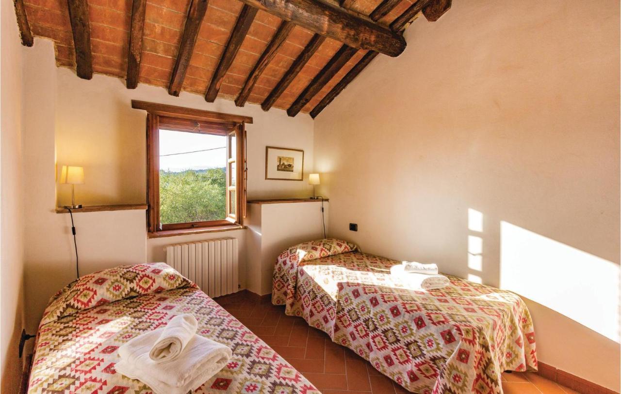 Beautiful Home In Pieve A Elici -Lu- With Kitchen Massarosa Bagian luar foto