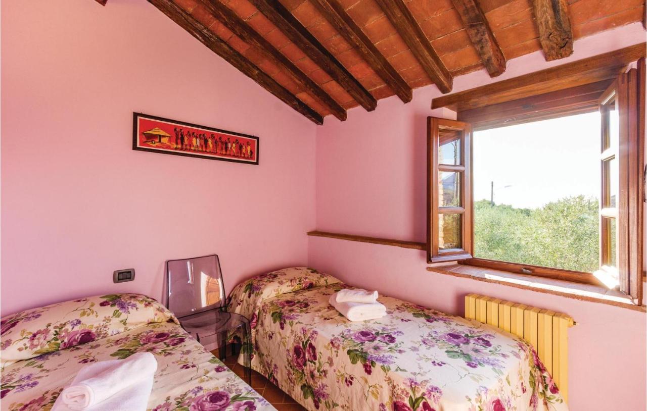 Beautiful Home In Pieve A Elici -Lu- With Kitchen Massarosa Bagian luar foto
